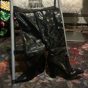 Zara special edition “blue” heeled tall black snake embossed leather pointed